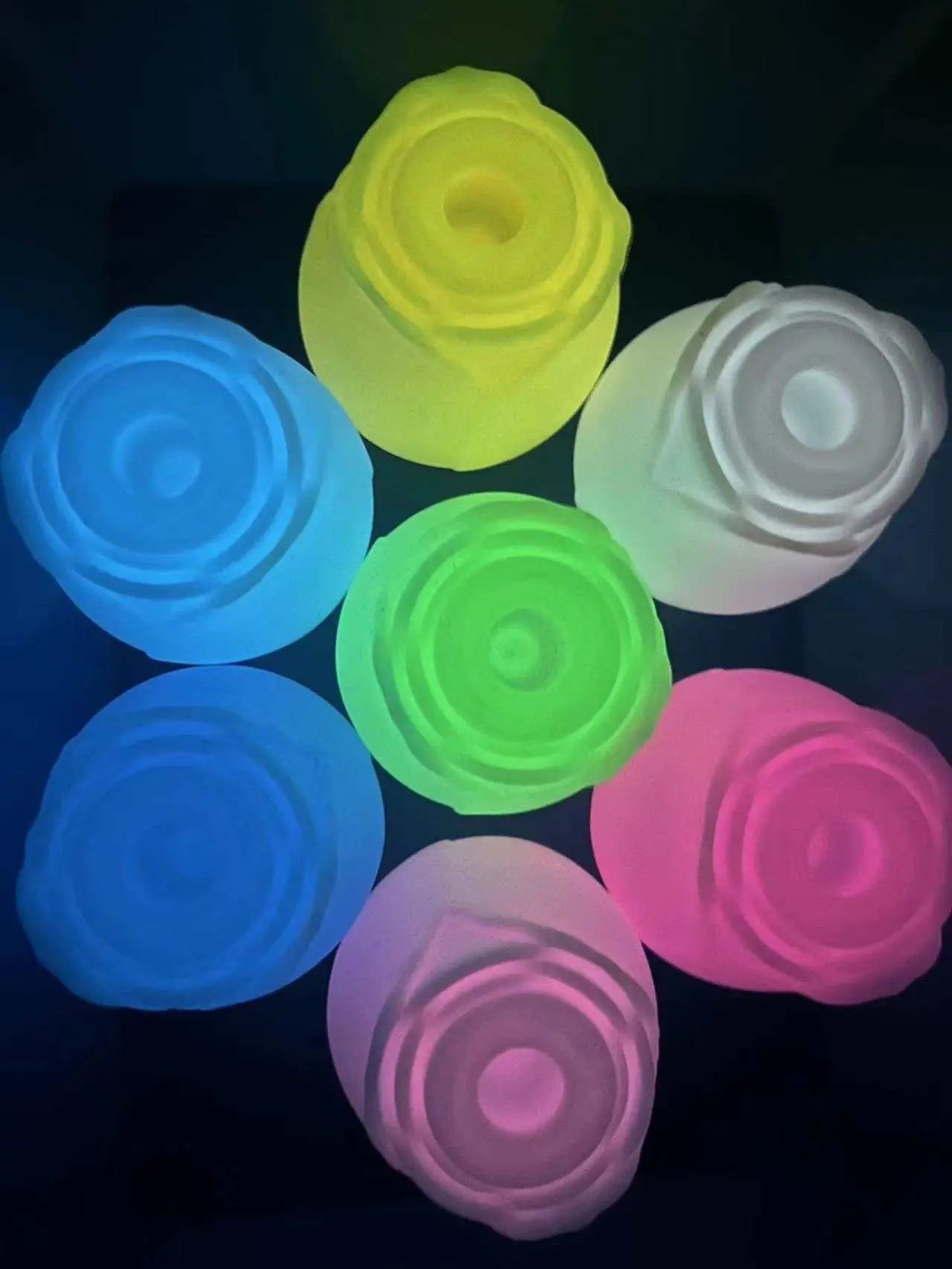 Glow in the Dark Rose Vibe Clitoral Sucking Vibrator Nipple Sucker Clitoris Stimulator Glowing Rose Vibrator Women Sex Rose Toy